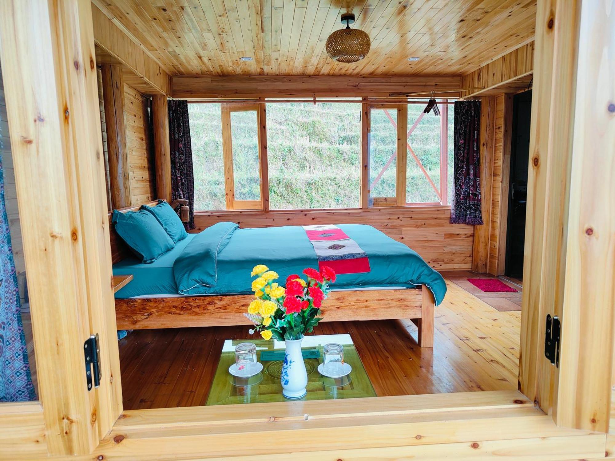 Hmong Wooden Home Sa Pa Cameră foto