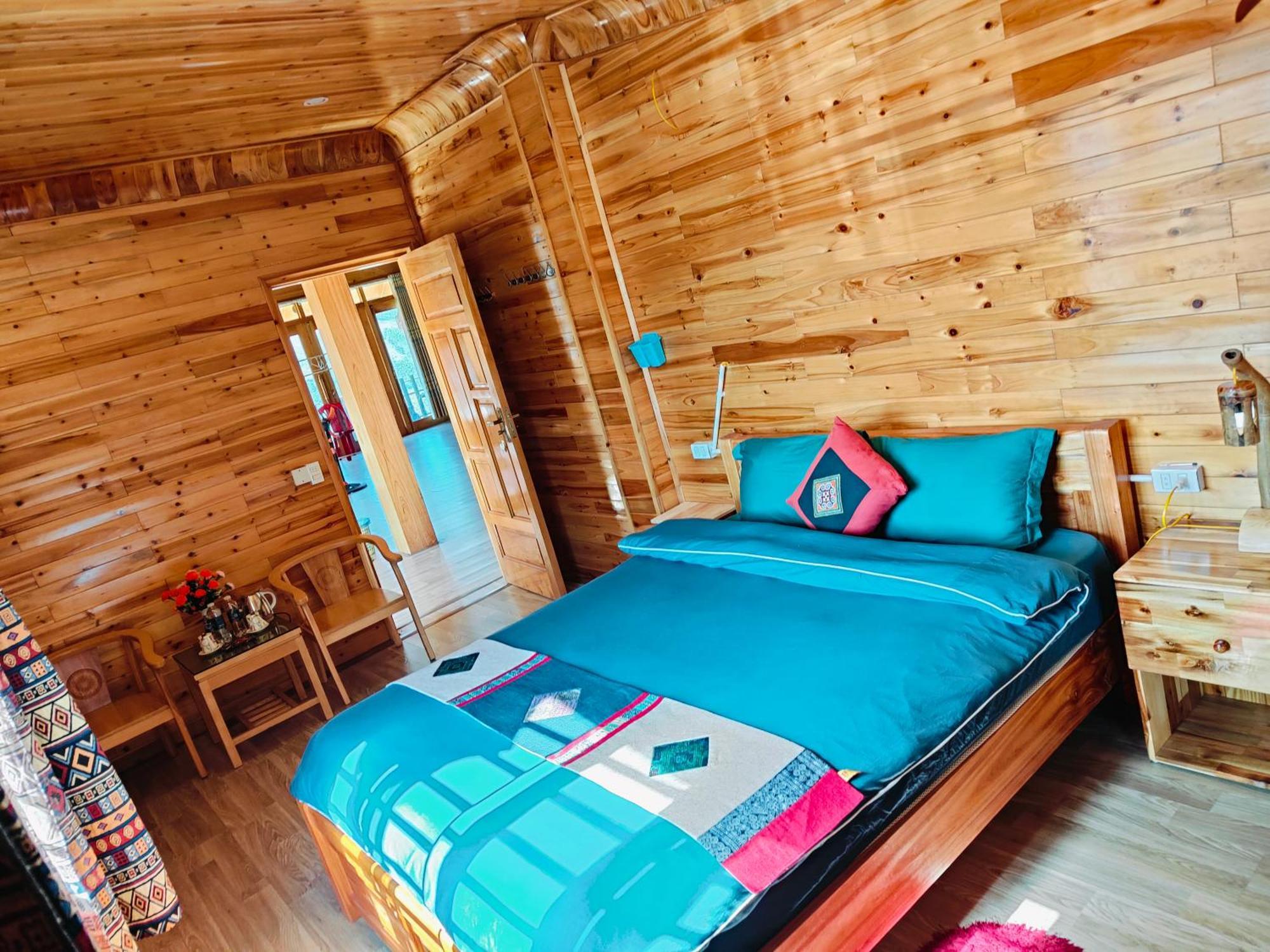 Hmong Wooden Home Sa Pa Cameră foto
